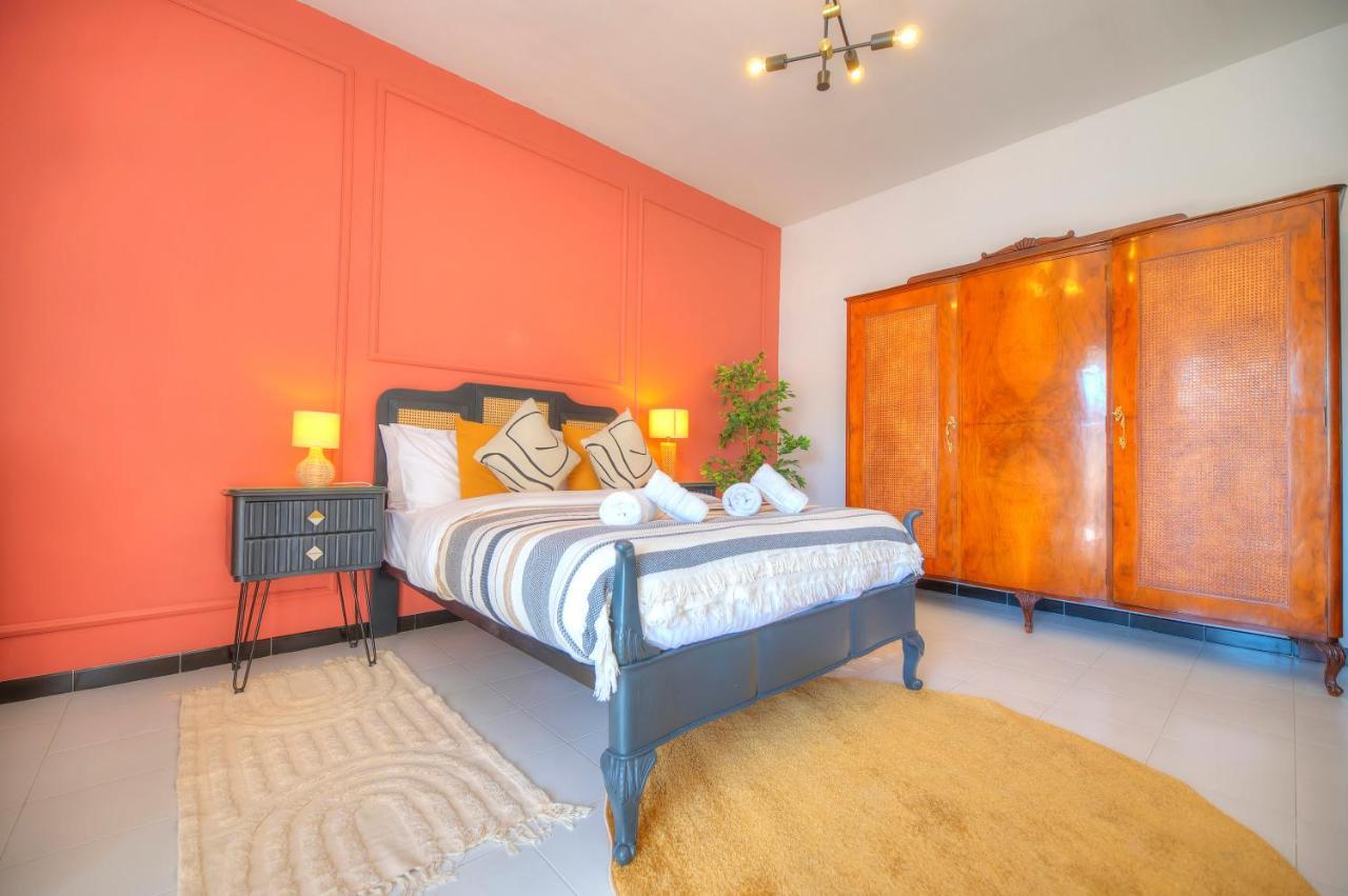 Beautifully Furnished Seafront 4 Bedrooms Goslm-4 Sliema Bagian luar foto